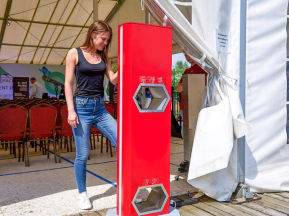 Стойка для дезинфекции рук и ног